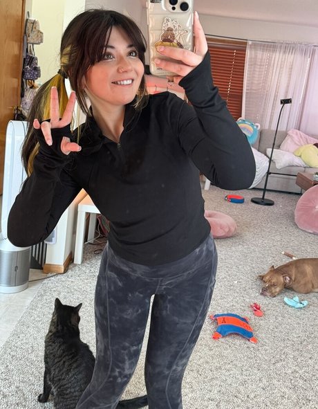 Itsbootz sex model gallery