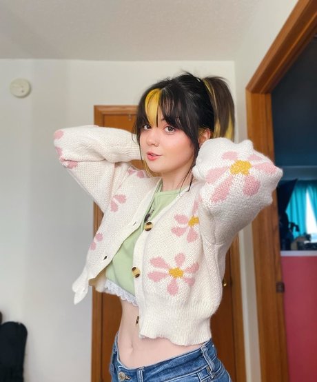 Itsbootz pornstar naked photo