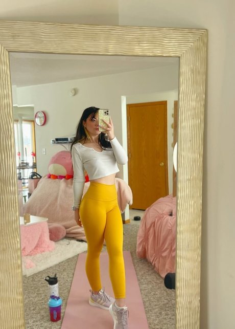 Itsbootz pornstar hot pic