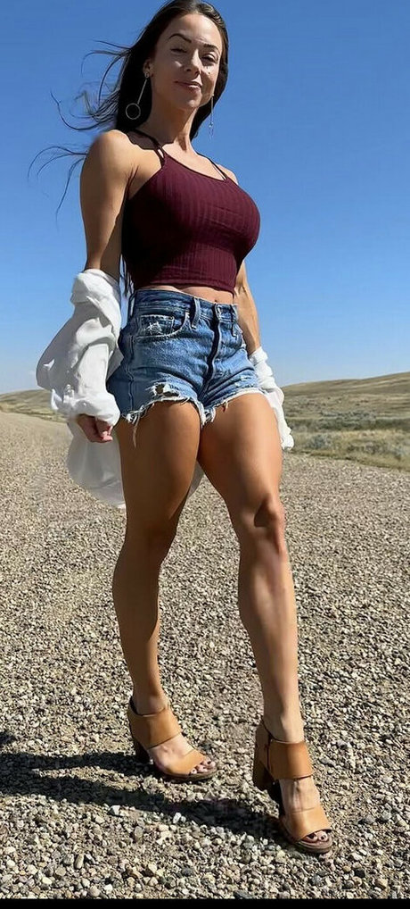 Built by becky nice model picture