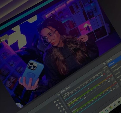 Cobyymj exclusive star pics