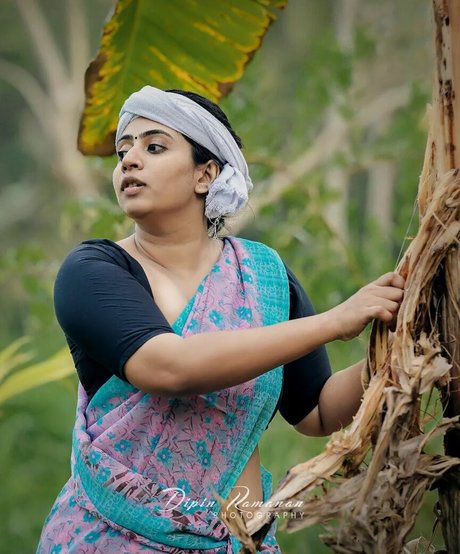 Nila Nambiar beautiful actress photos