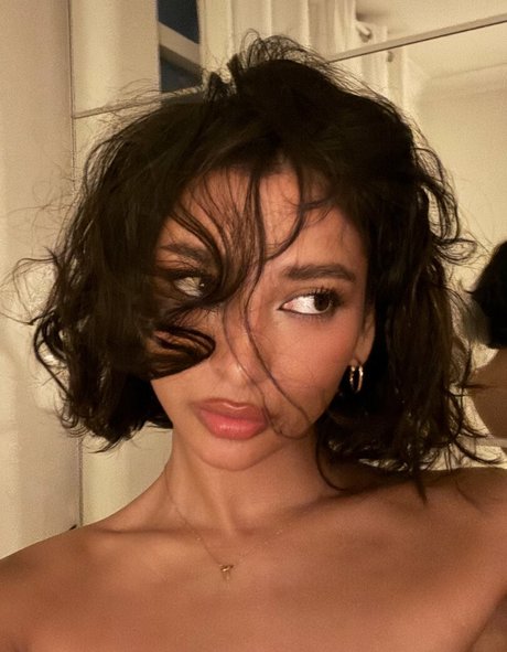 Zaina Sarah pornstar art archive