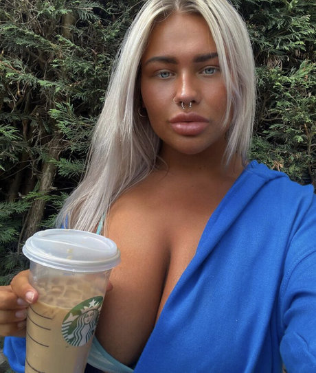 Nicole Barker star porn picture