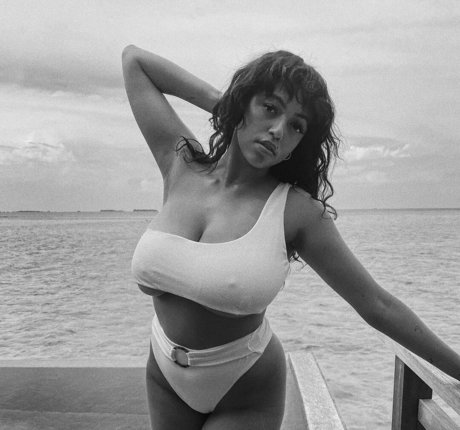 Mahalia sexy pornstar archive