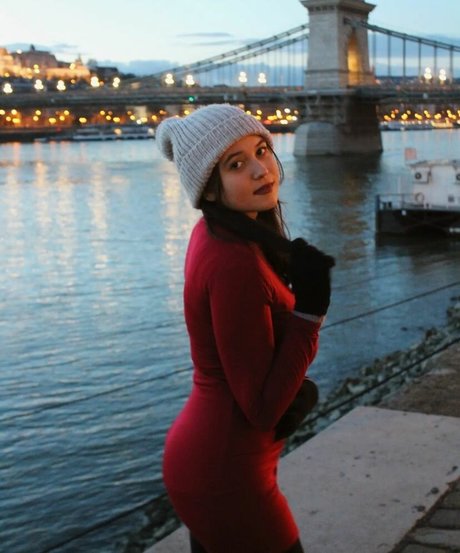 supermire model xxx pictures