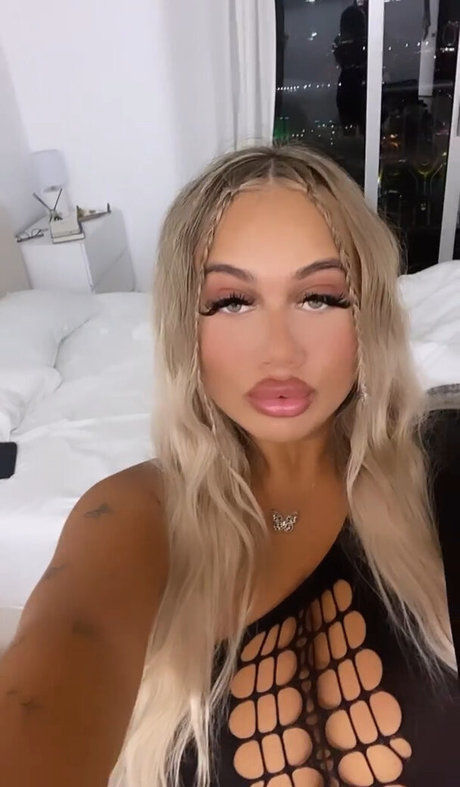 Gianna Malave beautiful model images