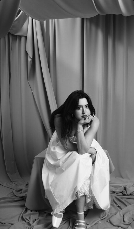 Sophie Silva top model pics