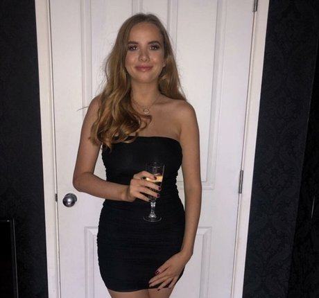 Alicia Ivatt nice star pic