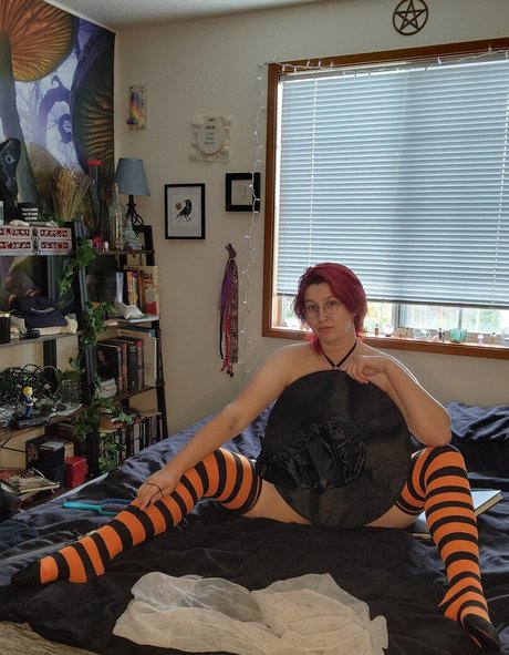 GodQueen99 beautiful pornstar pics