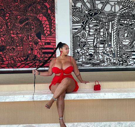 tylea adore best model img