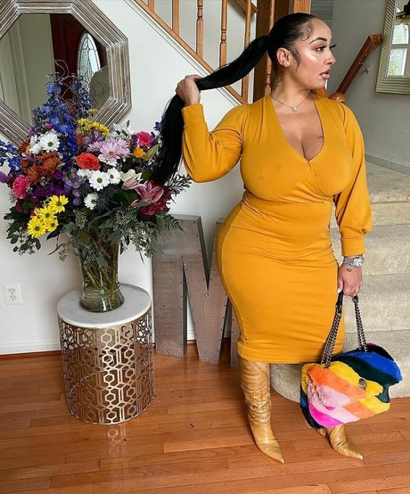 tylea adore free model image