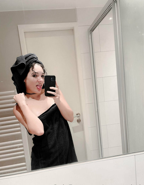 meroswitch xxx pornstar pic