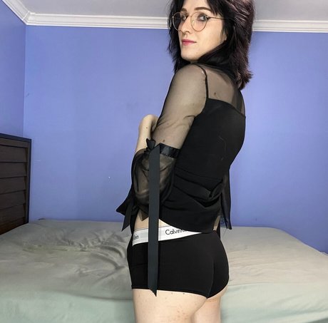 AnnieDro erotic pornstar img