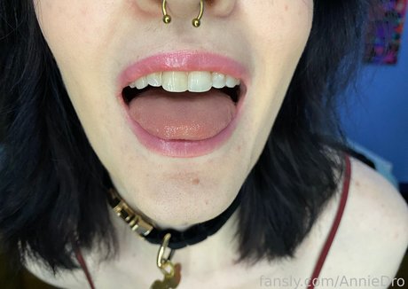 AnnieDro star high quality images