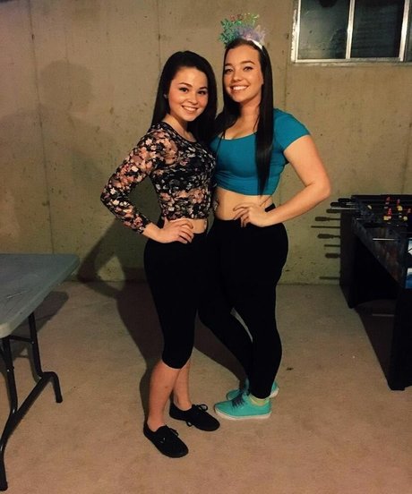 honeyiced model exclusive photo