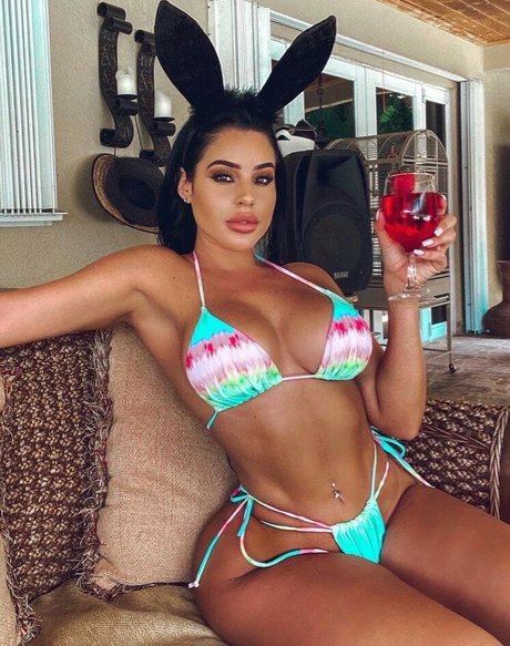 Stephanie Ball nice actress images