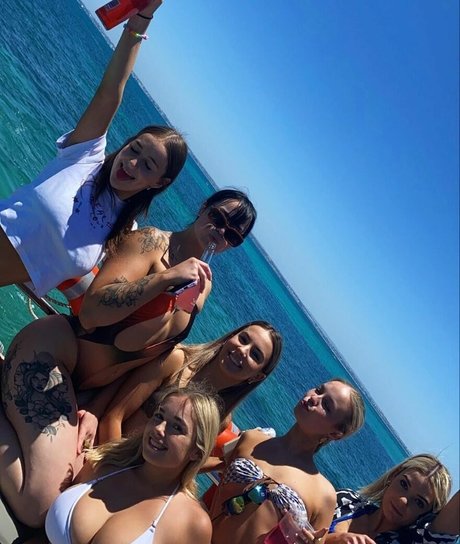 Arlea nice actress picture