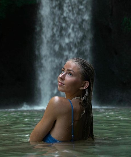 Danique Hosmar star nudes gallery