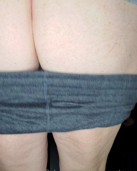 Becca Swanson naked actress img