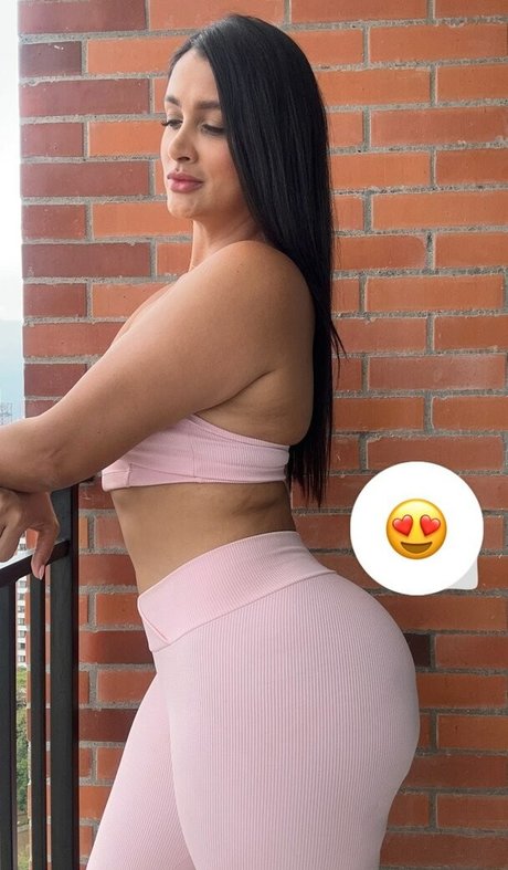 Andreaguti pornstar free image