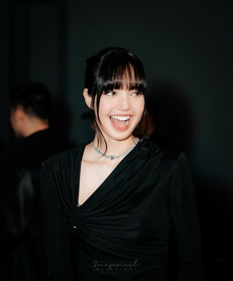 Lisa Blackpink star pretty galleries