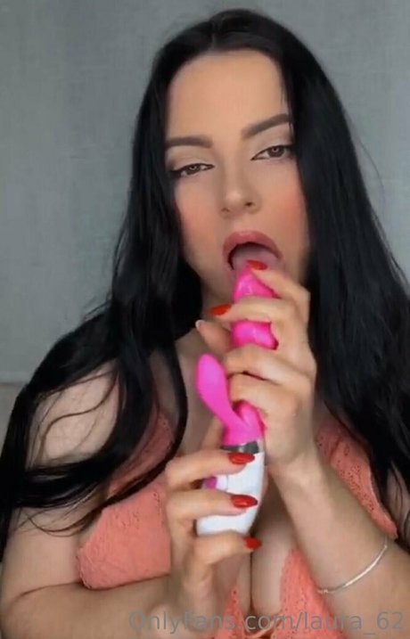 laura 62 pornstar top photo