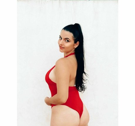 laura 62 model free picture