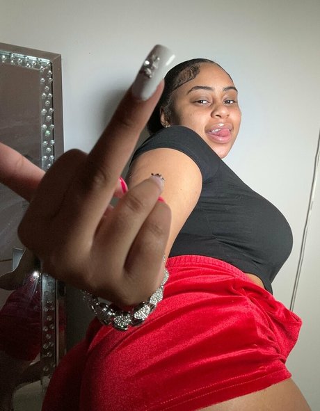 flowerbombbbb naked model gallery