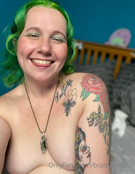brattytreestar naked actress archive