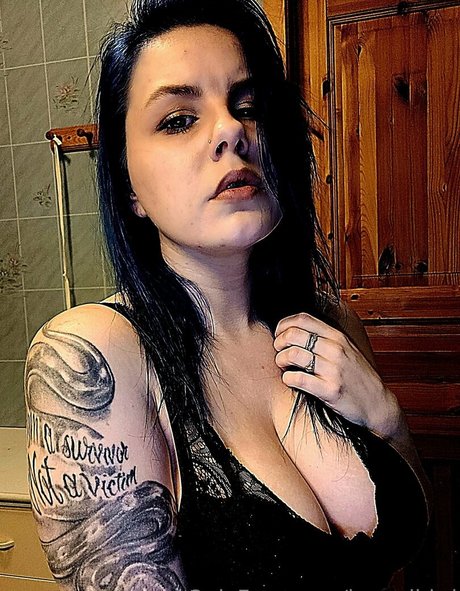 isaredbird nudes star pic