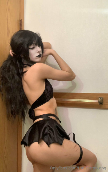the sorrow dog model sexy pic