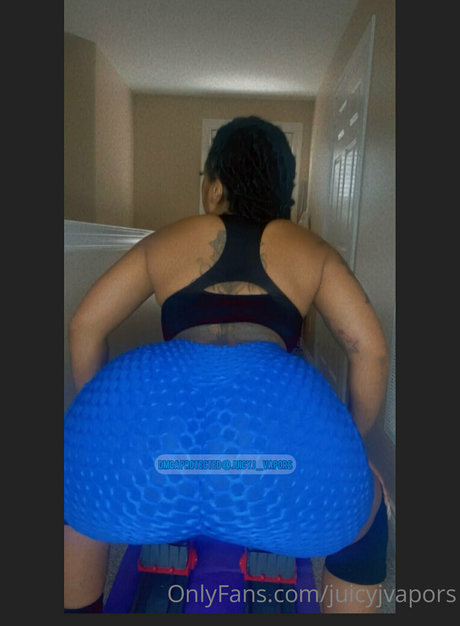 juicyjvapors top model picture