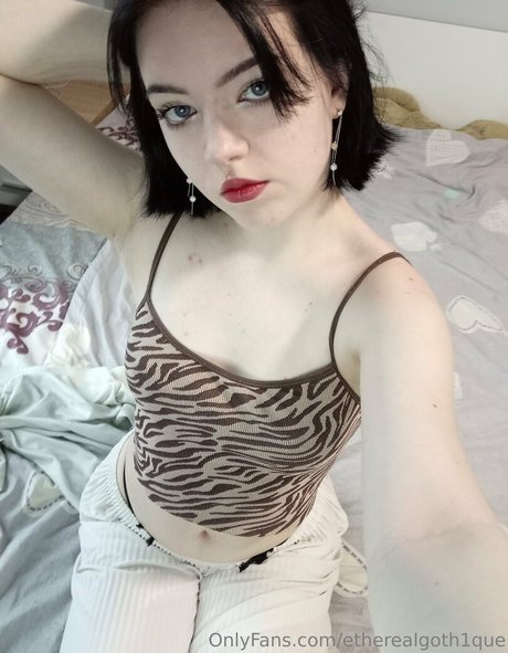 etherealgoth1que pornstar exclusive image