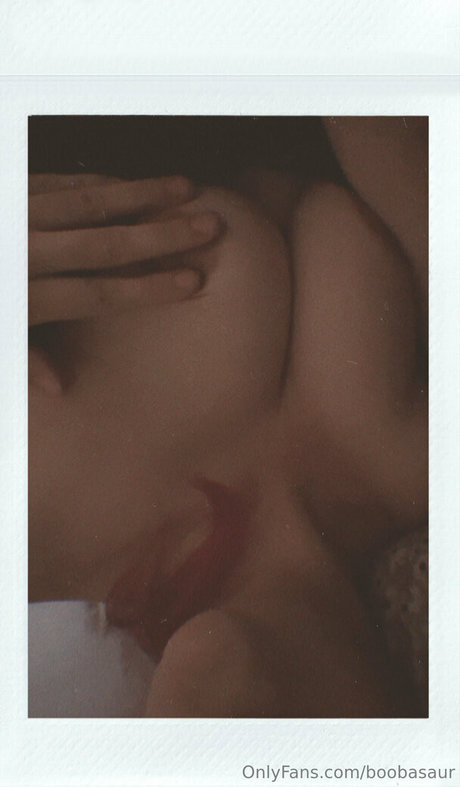 boobasaur sexy actress pics