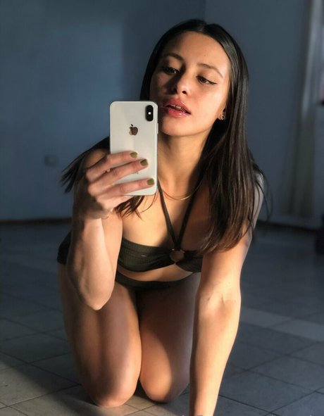 georlu model porn photo