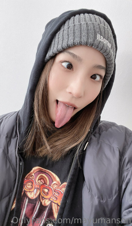 mayumanson star nude photos