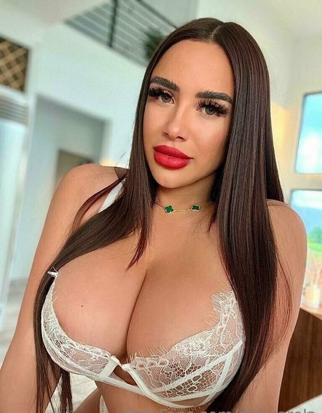 debvarela adult star image