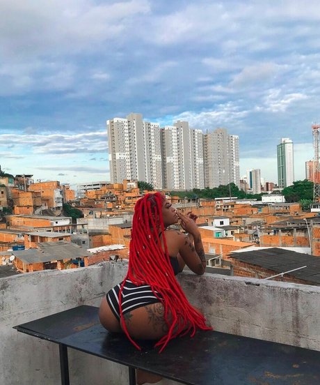 Duny Evelly star nice pics