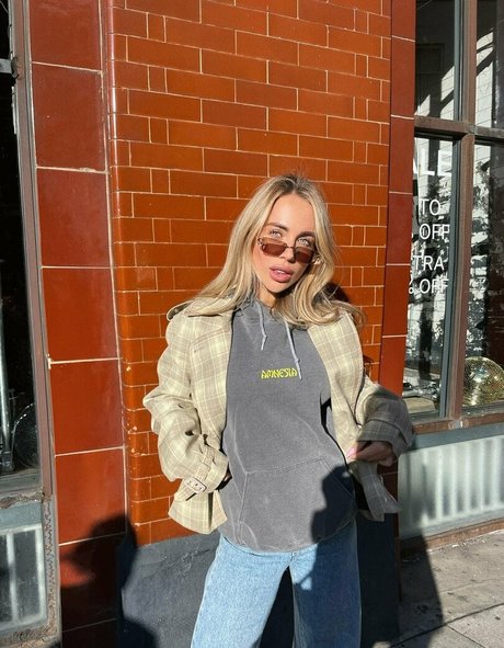 vitaliyadiaz model sexy galleries