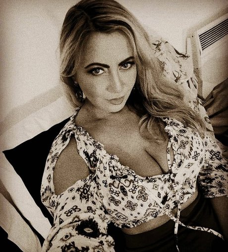 Berina Fati sexy star archive