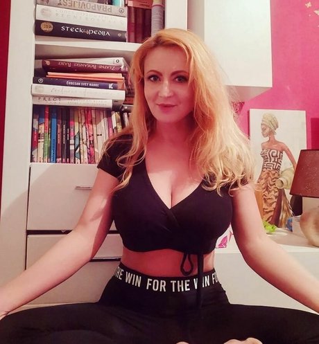 Berina Fati pornstar nude photo