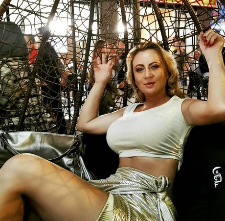 Berina Fati star exclusive image