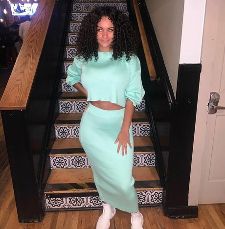 Nicole A Foster model hot photo