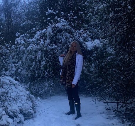 Lily Mcalpine star free galleries