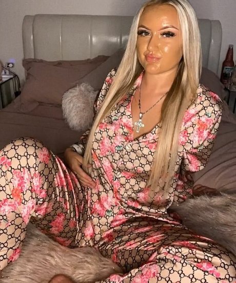 Lily Mcalpine actress images