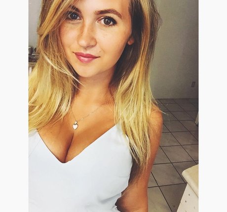 Aimee Eline hd star gallery