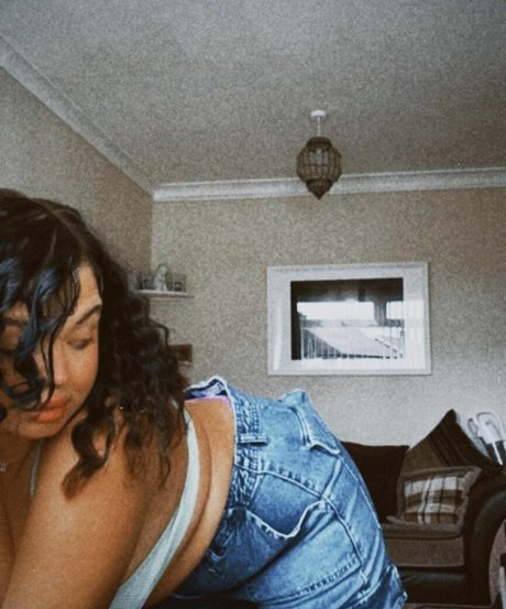 caravernon beautiful star photo