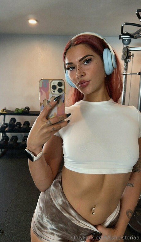 ssheistoriaa model pornographic images