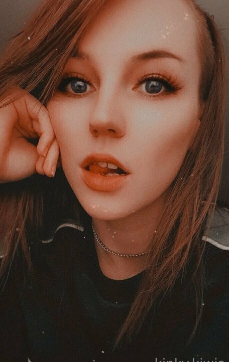 kinkykiwisx model art archive